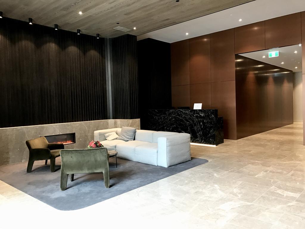 Urbanminder @ The Eminence Appartement Melbourne Buitenkant foto
